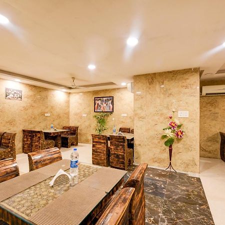 The Bellwood Suites Near Igi Airport Yeni Delhi Dış mekan fotoğraf