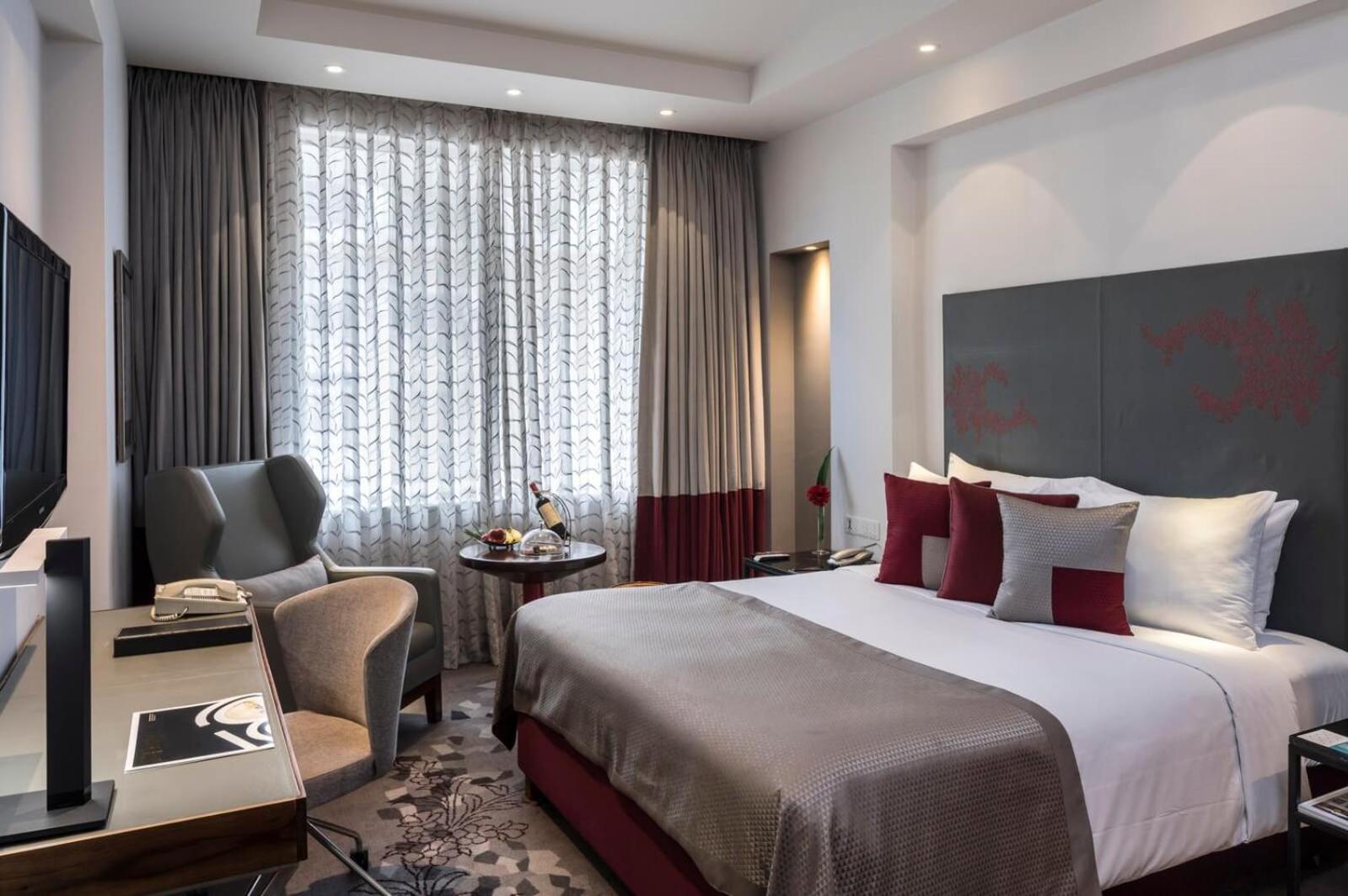 The Bellwood Suites Near Igi Airport Yeni Delhi Dış mekan fotoğraf